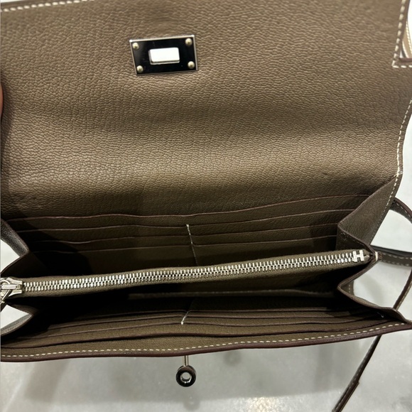 HERMES KELLY LONGUE WALLET WITH STRAP - Picture 4 of 7